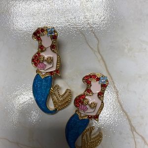 Little mermaid ariel detailed earrings